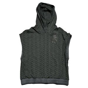 Live! Cropped Sleeveless Hoodie Size Medium NWT‎ Open Knit Daisy Black Athletic